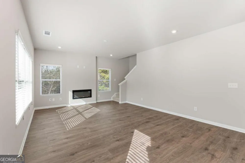 3121 Reserve VLY Douglasville, GA 30135