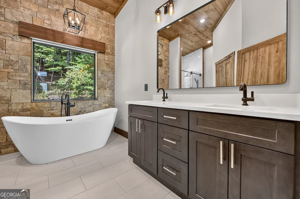 25 Boundless TRL Morganton, GA 30560