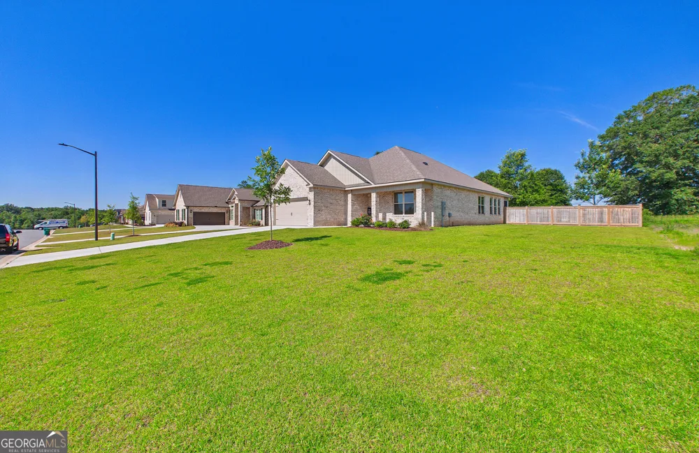403 Cannon Point DR Bonaire, GA 31005