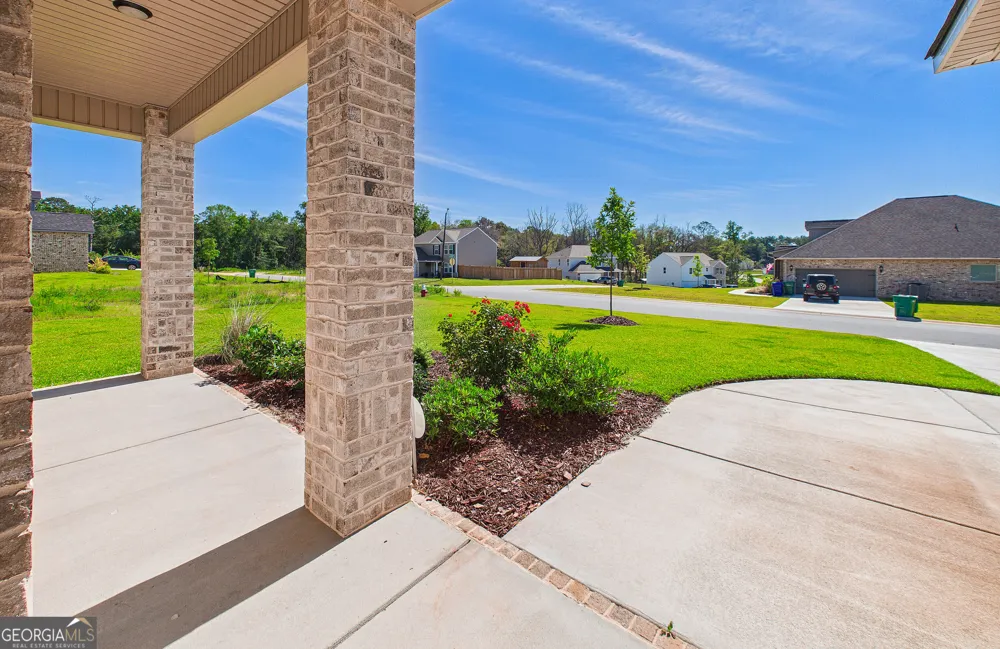 403 Cannon Point DR Bonaire, GA 31005