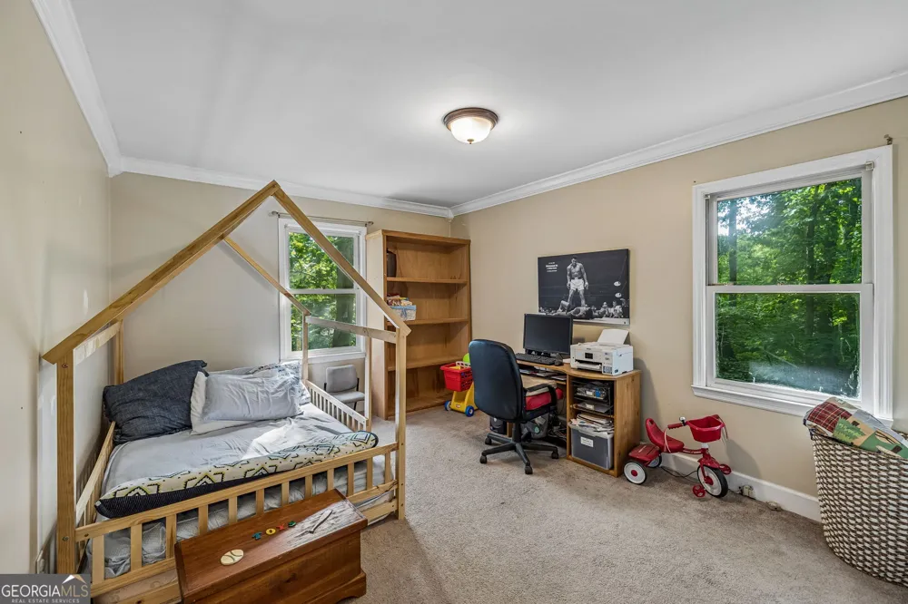 2213 Rocky Face CIR Dalton, GA 30720
