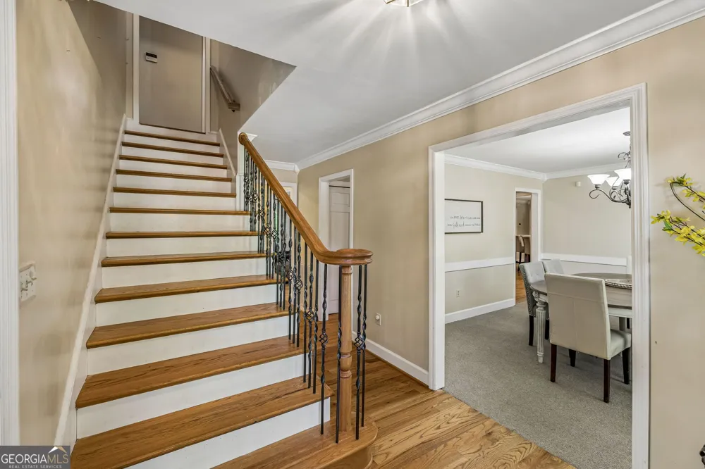 2213 Rocky Face CIR Dalton, GA 30720
