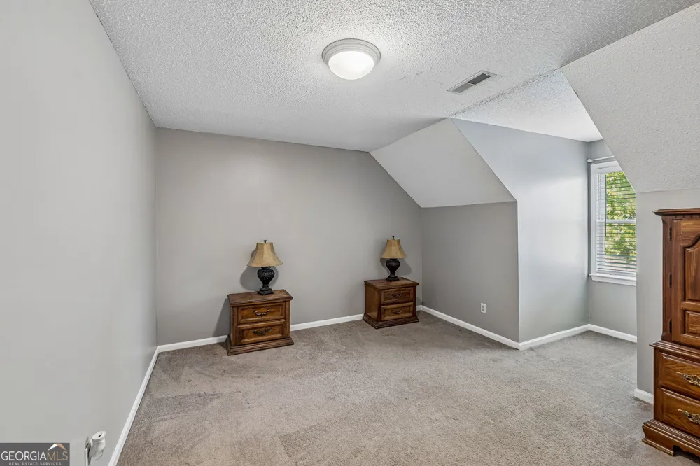 2213 Rocky Face CIR Dalton, GA 30720
