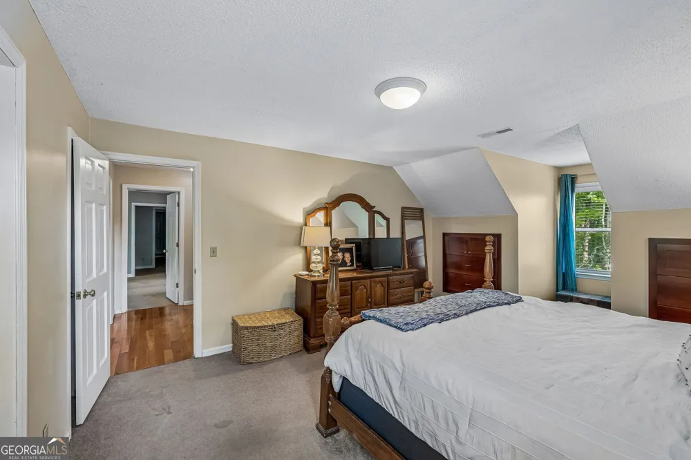 2213 Rocky Face CIR Dalton, GA 30720