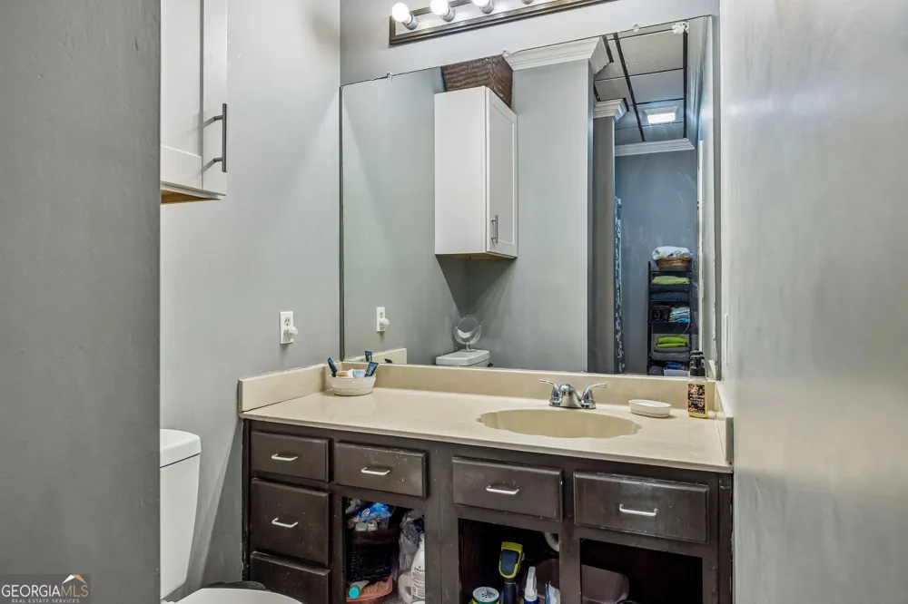 2213 Rocky Face CIR Dalton, GA 30720