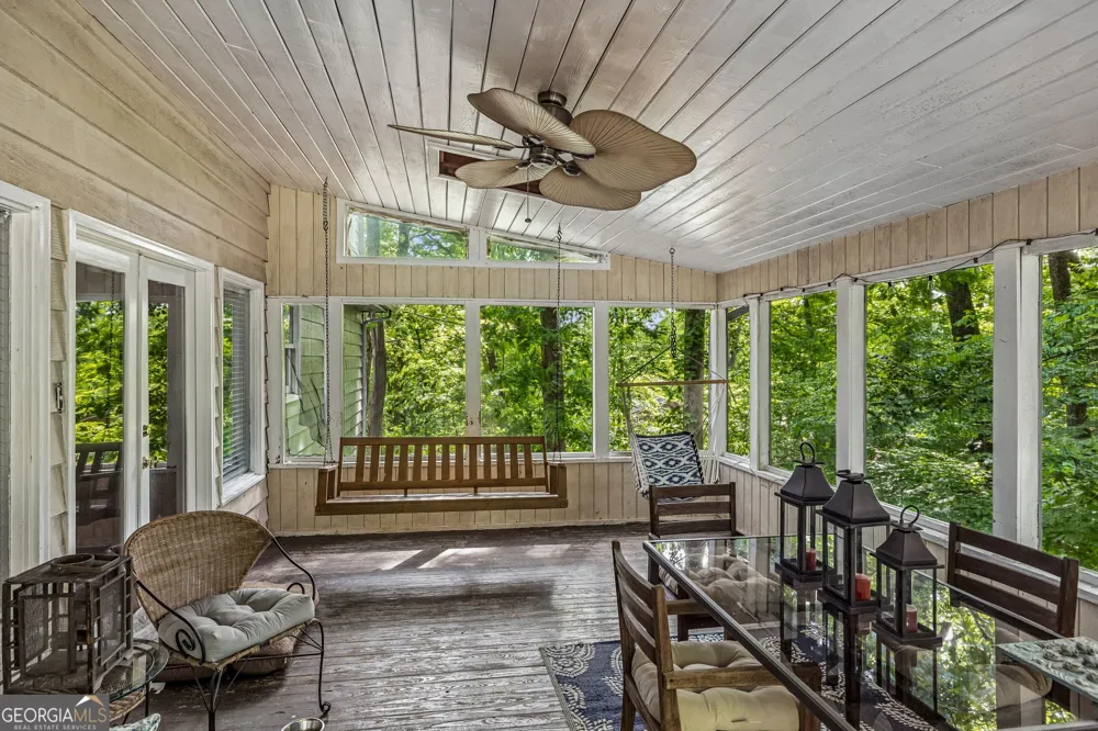 2213 Rocky Face CIR Dalton, GA 30720