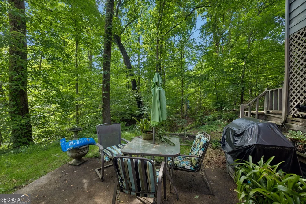 2213 Rocky Face CIR Dalton, GA 30720