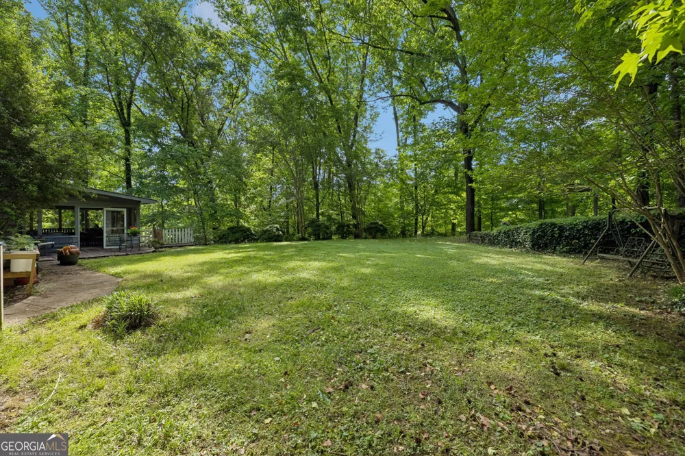 2213 Rocky Face CIR Dalton, GA 30720