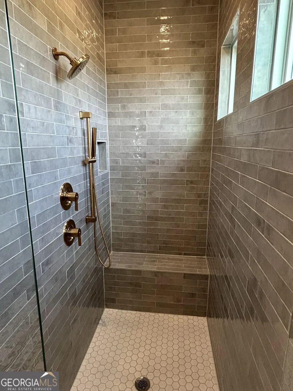 1553 Assembly CIR Gainesville, GA 30501