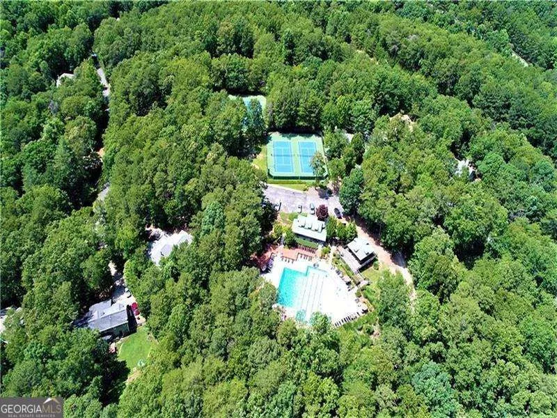 172 Cherokee DR S Waleska, GA 30183