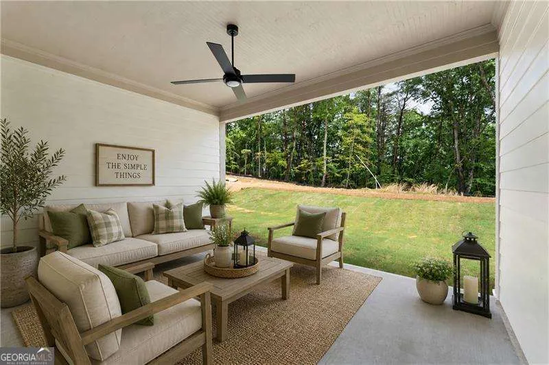 172 Cherokee DR S Waleska, GA 30183