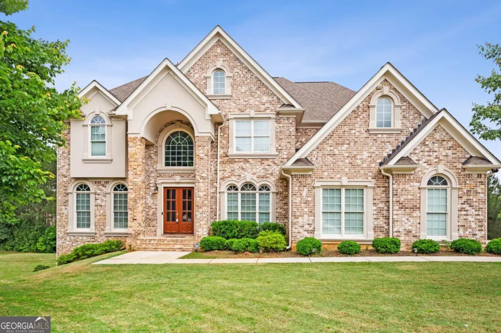 4402 Income CIR Ellenwood, GA 30294