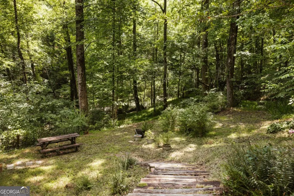 1381 Elder Mill RD Watkinsville, GA 30677