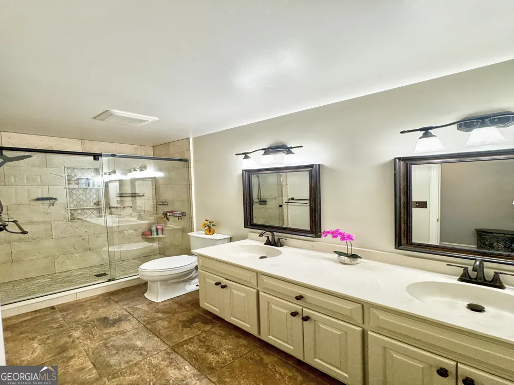1018 Riverside DR LaGrange, GA 30240