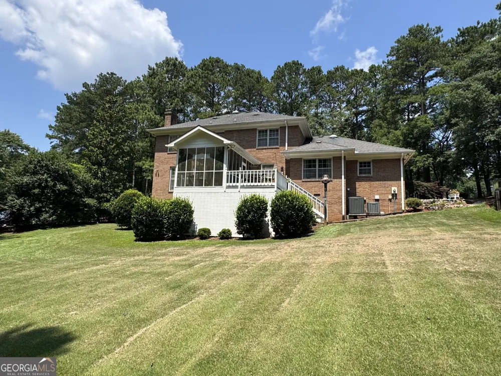 1018 Riverside DR LaGrange, GA 30240