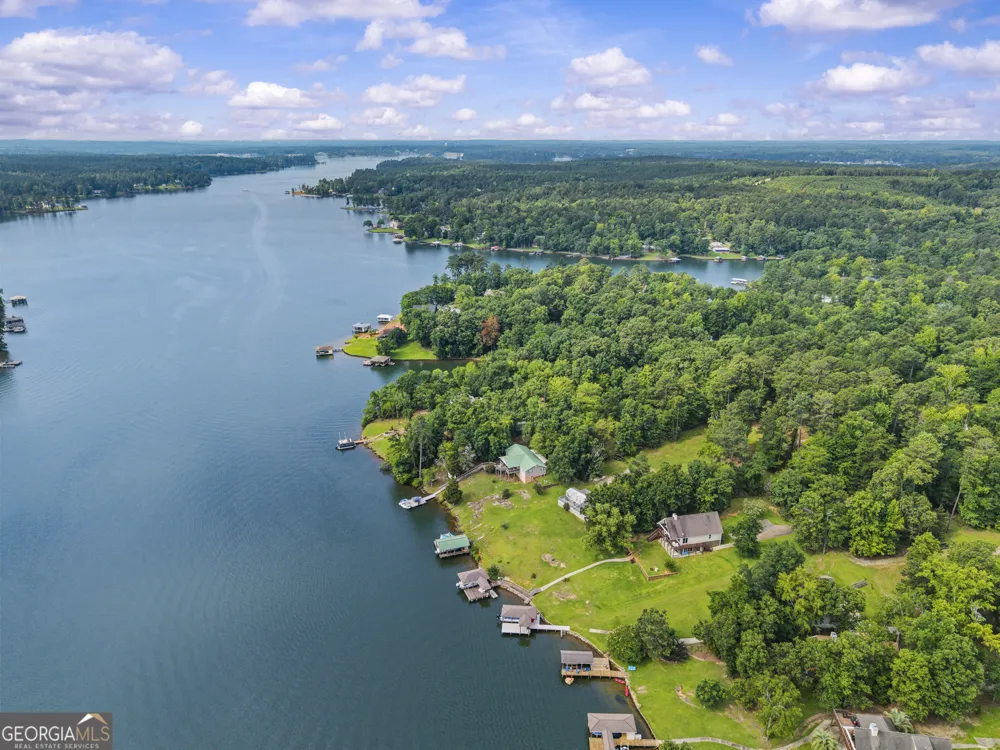 511 Foxglove DR Sparta, GA 31087