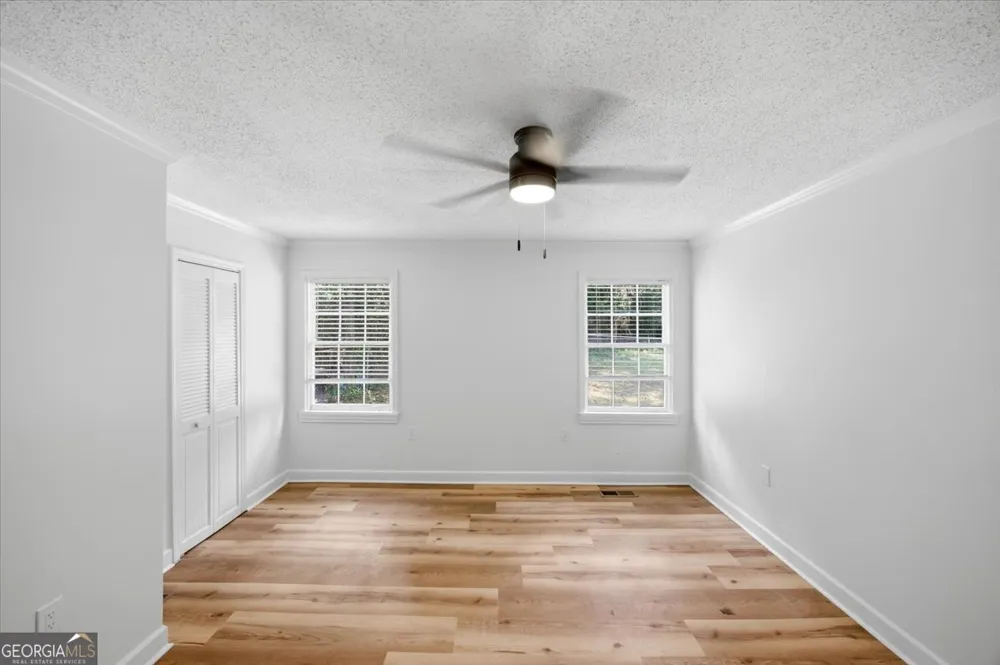 102 George DR Warner Robins, GA 31093