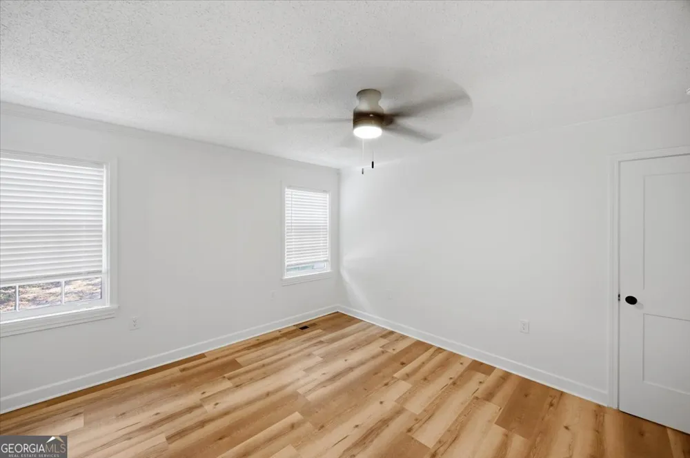 102 George DR Warner Robins, GA 31093
