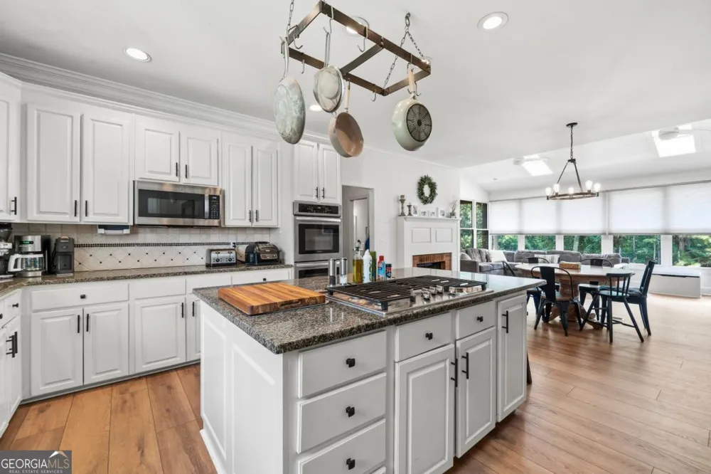 1100 Hardwood HOLW Greensboro, GA 30642
