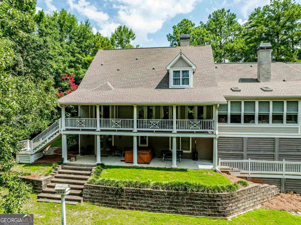 1100 Hardwood HOLW Greensboro, GA 30642