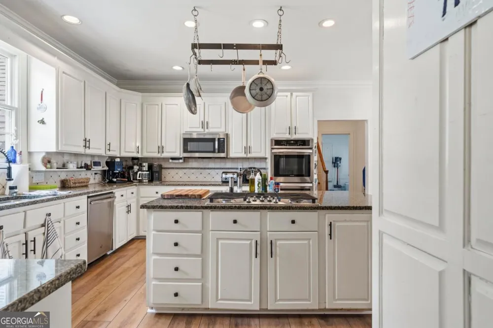 1100 Hardwood HOLW Greensboro, GA 30642