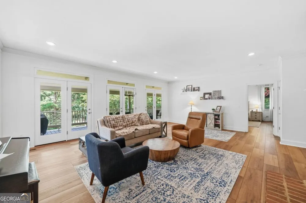 1100 Hardwood HOLW Greensboro, GA 30642