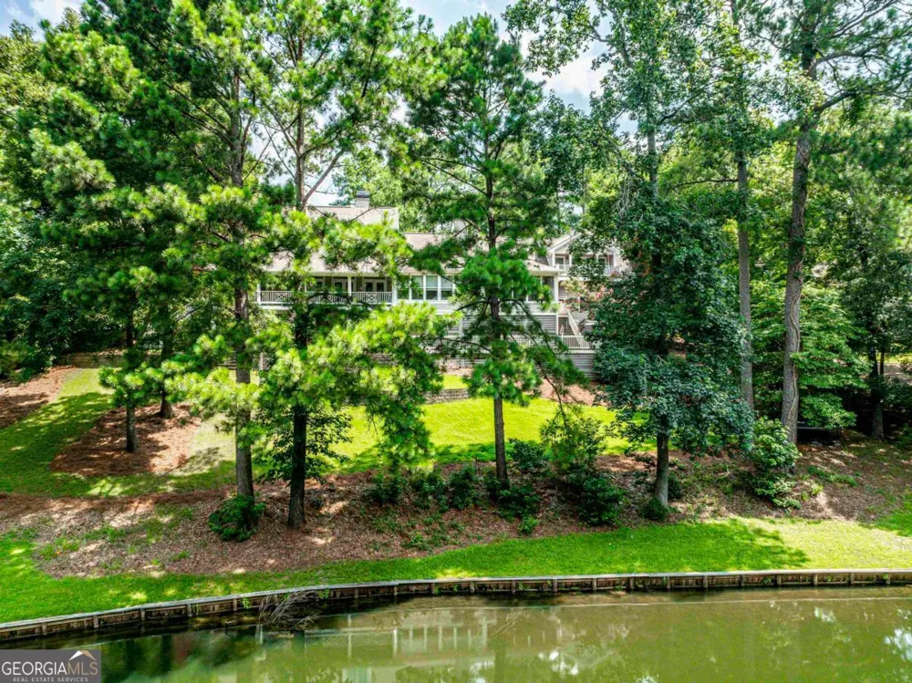 1100 Hardwood HOLW Greensboro, GA 30642