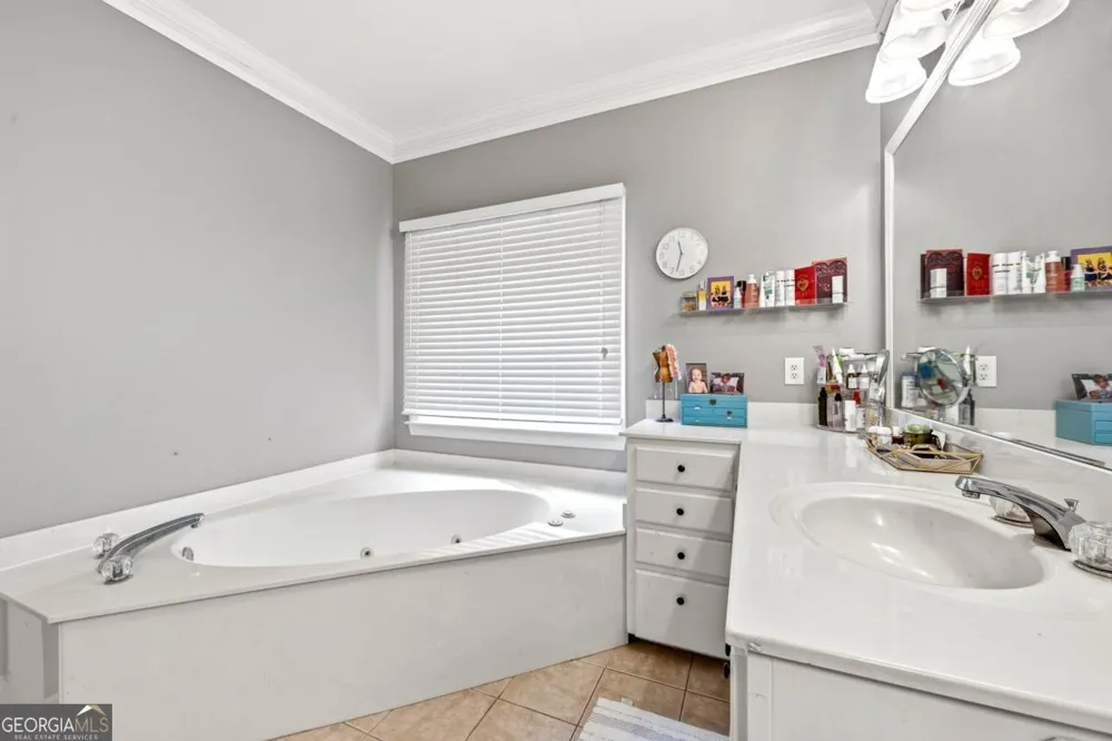 1100 Hardwood HOLW Greensboro, GA 30642