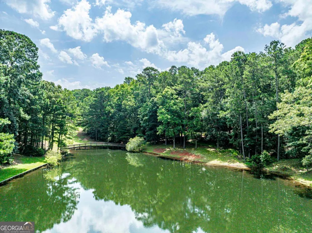 1100 Hardwood HOLW Greensboro, GA 30642