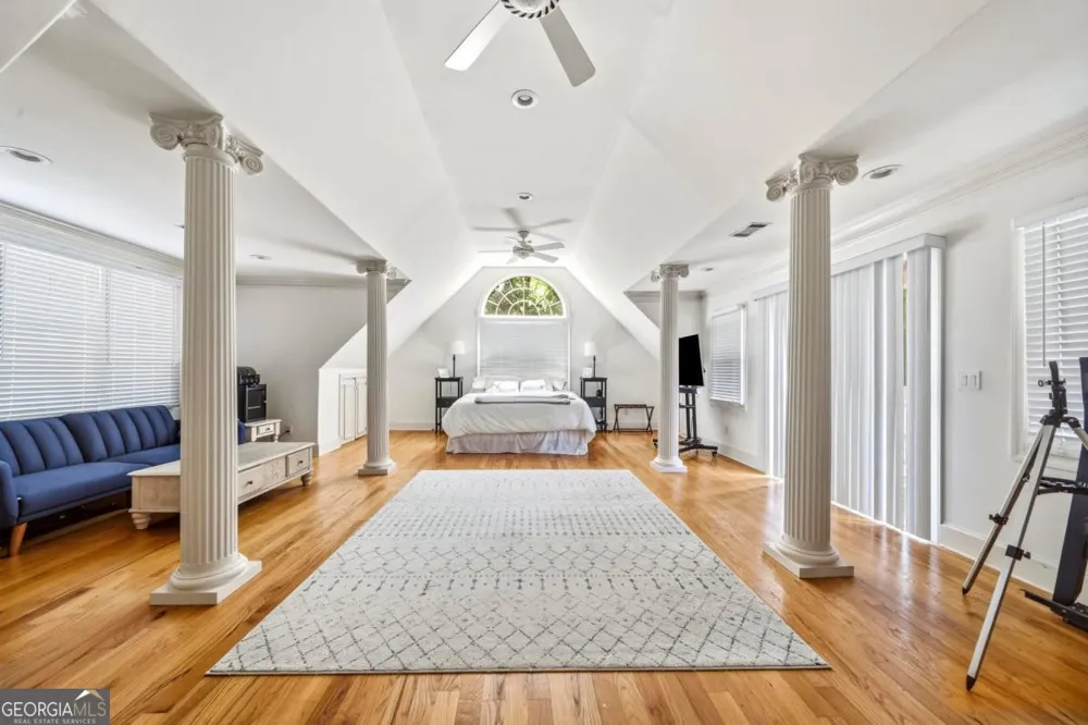 1100 Hardwood HOLW Greensboro, GA 30642