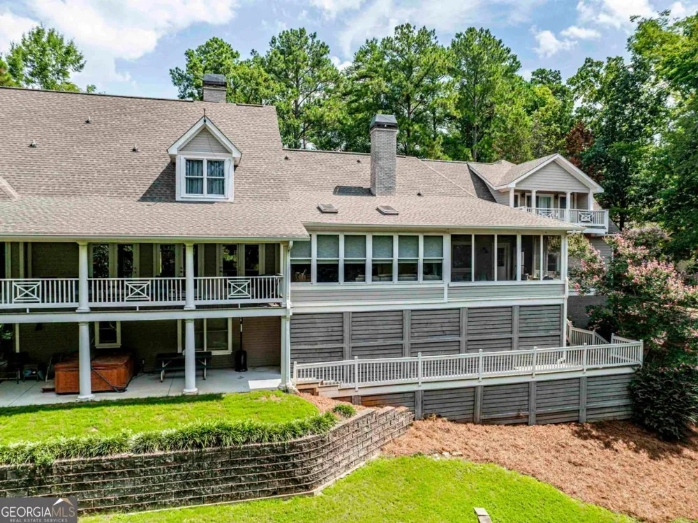 1100 Hardwood HOLW Greensboro, GA 30642