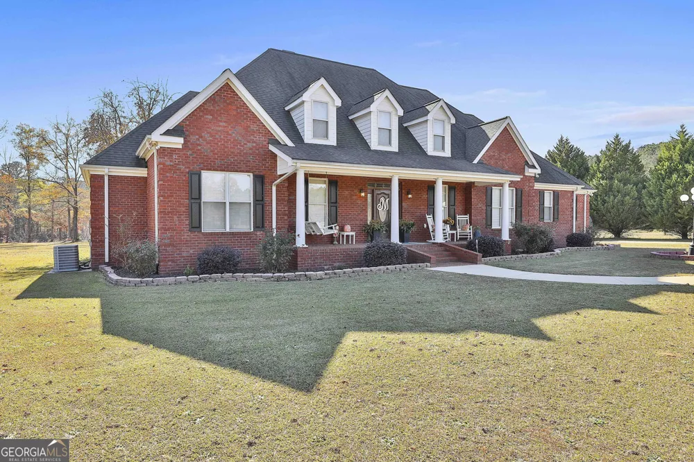395 W McIntosh RD Brooks, GA 30205