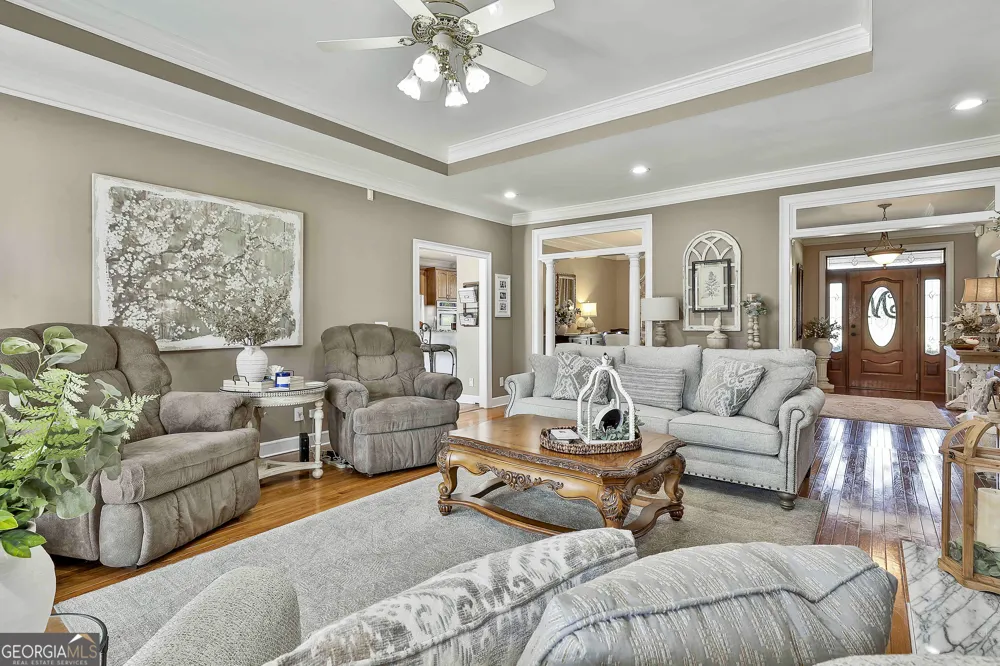 395 W McIntosh RD Brooks, GA 30205