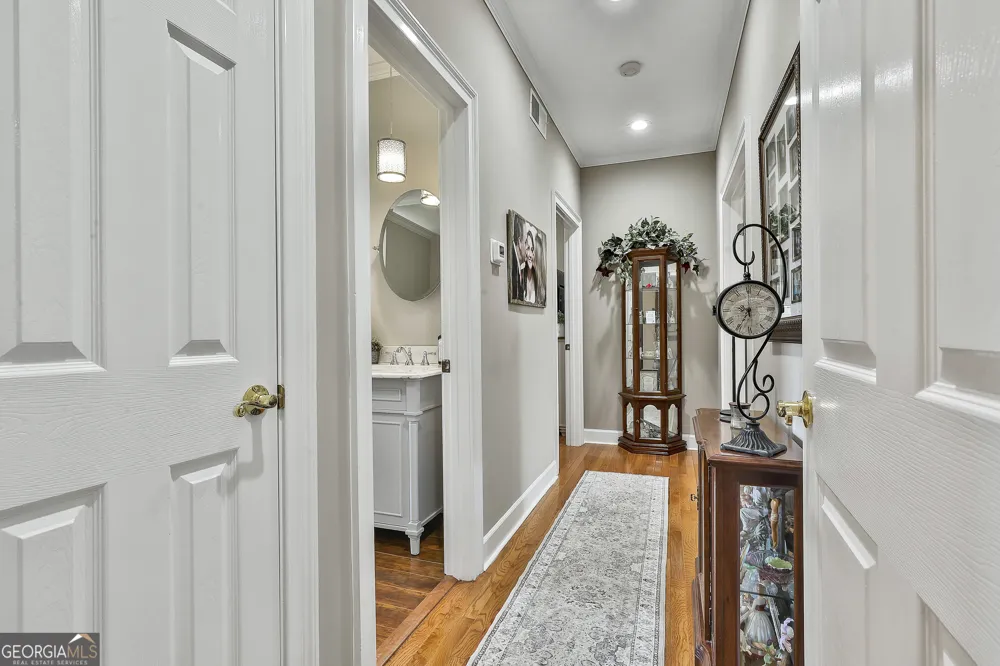 395 W McIntosh RD Brooks, GA 30205