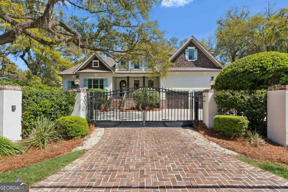 306 Broadway ST St. Simons, GA 31522