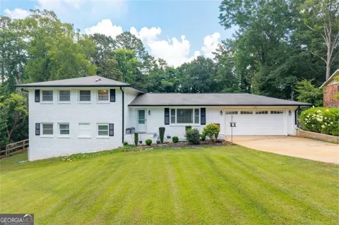353 Westside DR