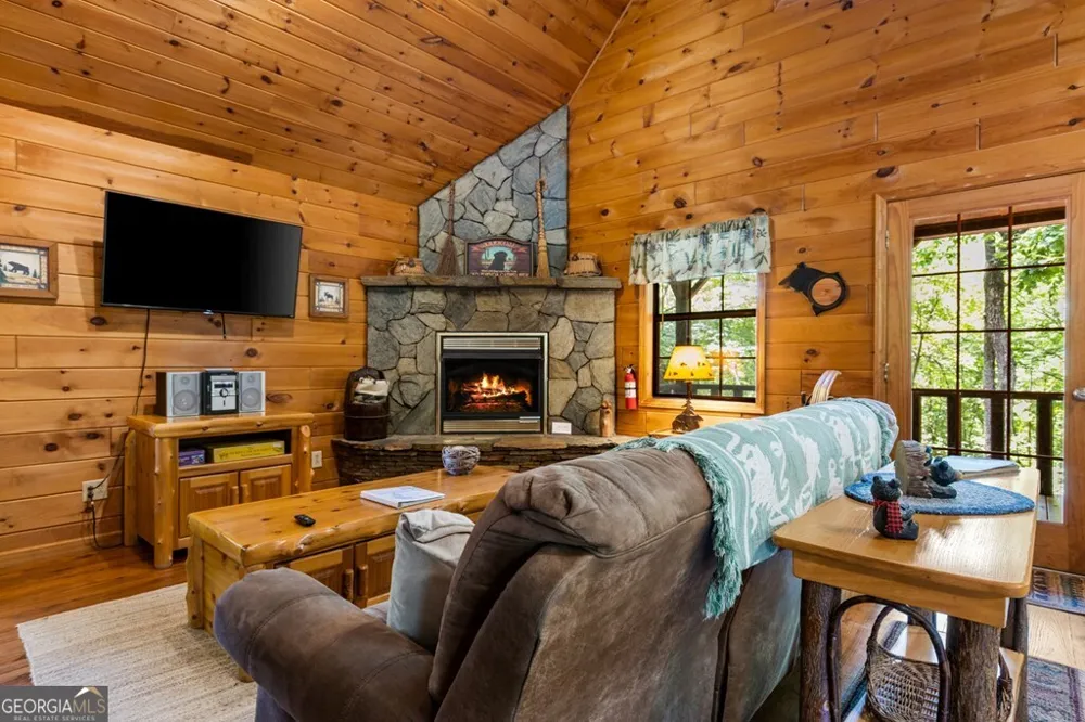 135 The Builders HL Morganton, GA 30560