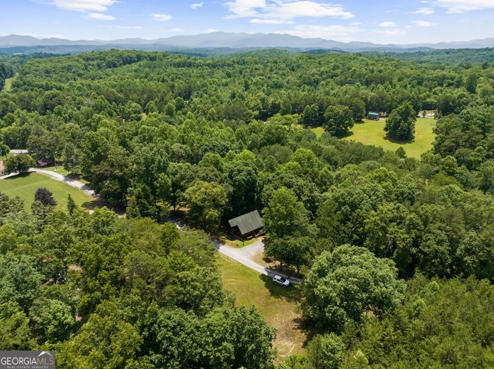 135 The Builders HL Morganton, GA 30560