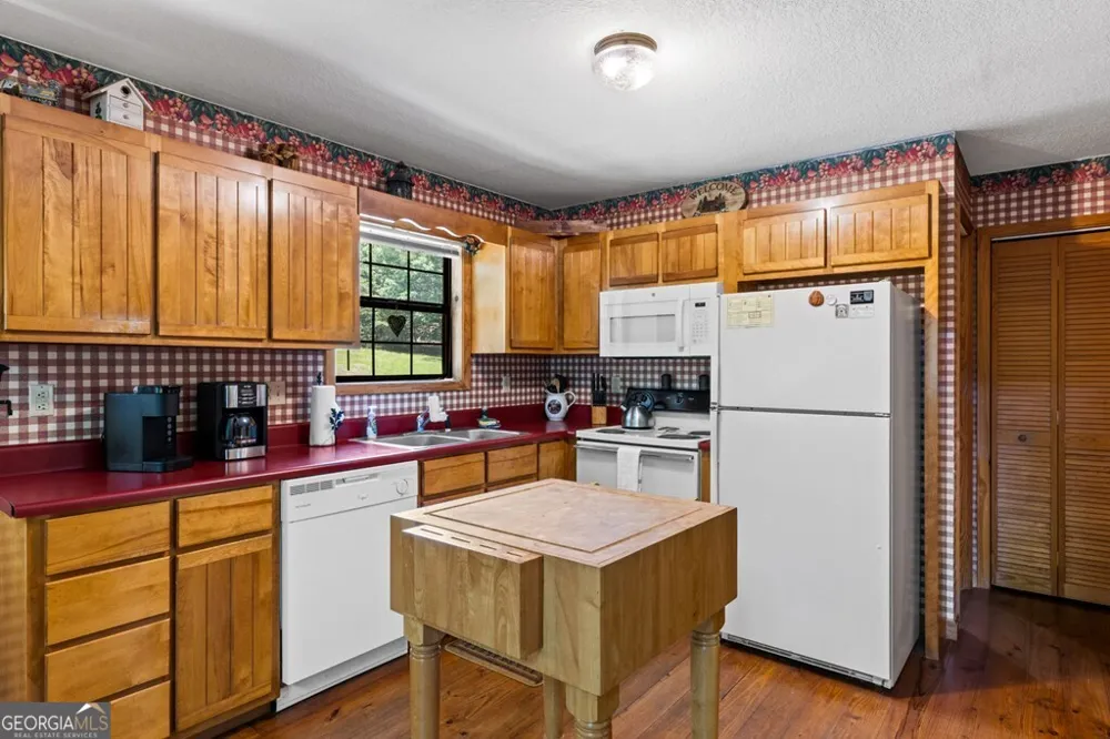 135 The Builders HL Morganton, GA 30560