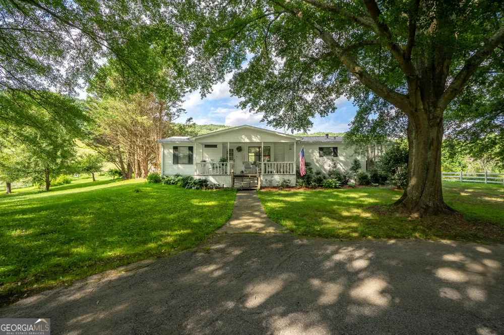 142 Thomason RD Cleveland, GA 30528