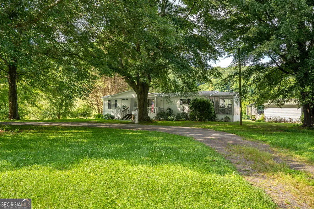 142 Thomason RD Cleveland, GA 30528