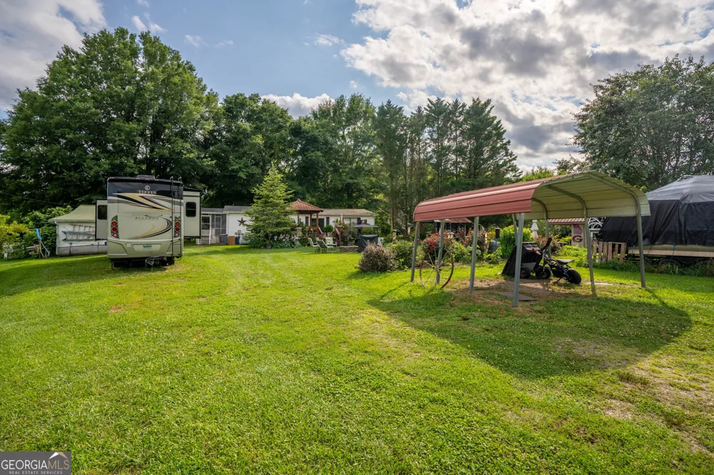 142 Thomason RD Cleveland, GA 30528