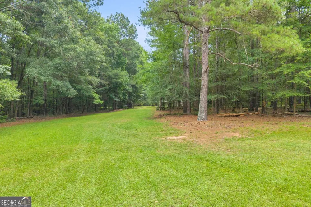 81 Paul LN Crawford, GA 30630