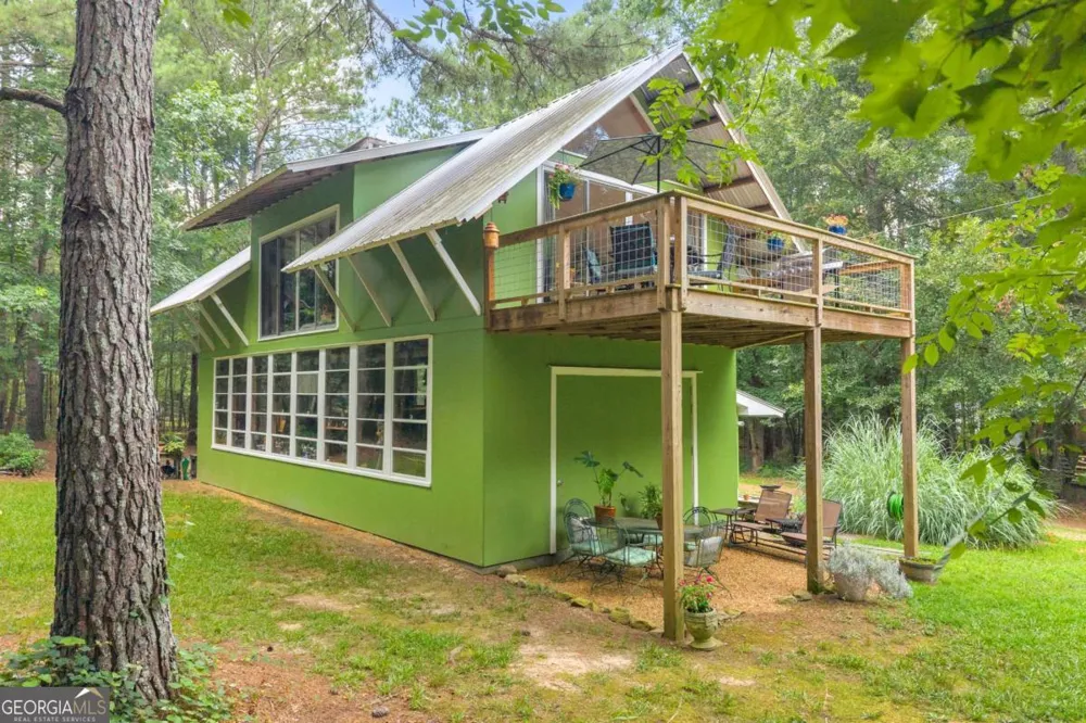 81 Paul LN Crawford, GA 30630