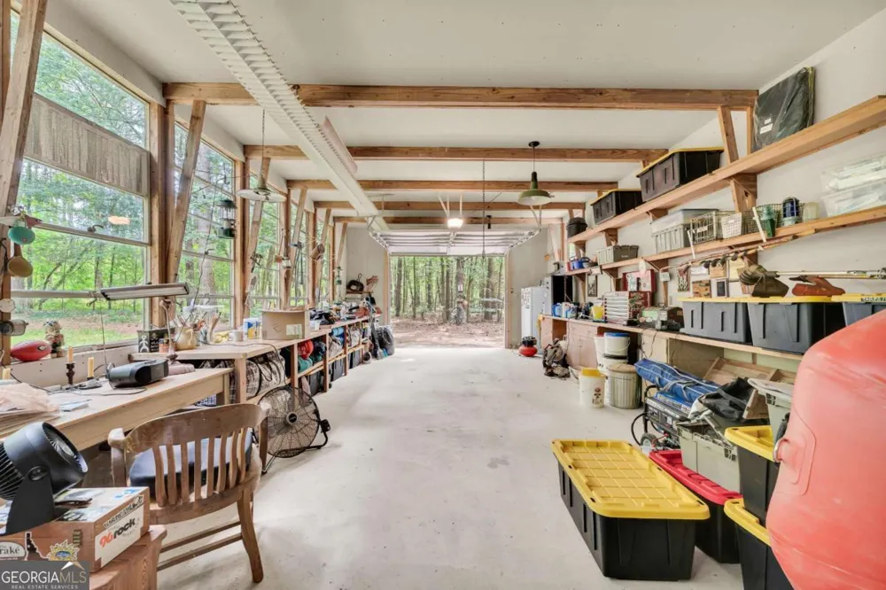 81 Paul LN Crawford, GA 30630