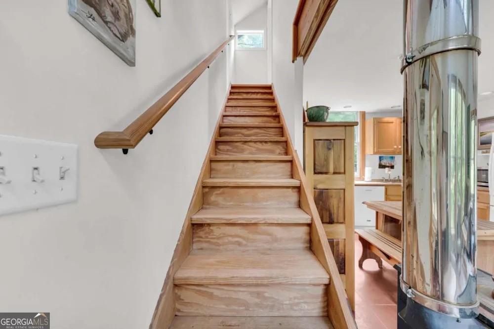 81 Paul LN Crawford, GA 30630