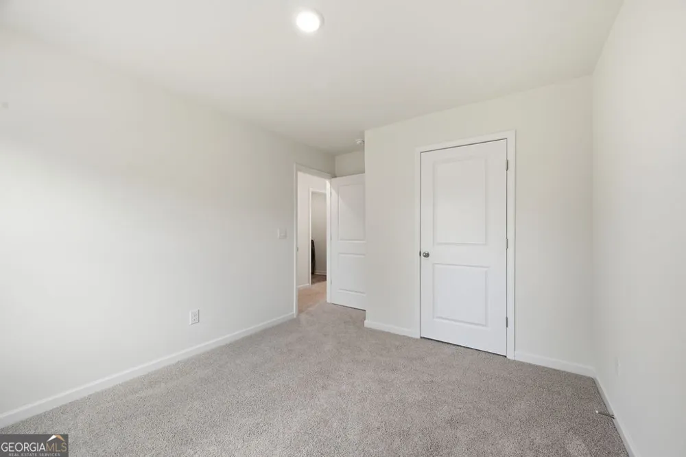 5 Draft ST Rossville, GA 30741
