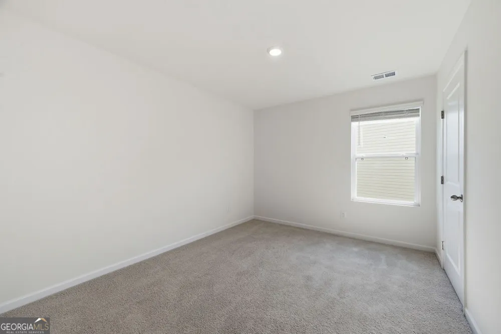 5 Draft ST Rossville, GA 30741