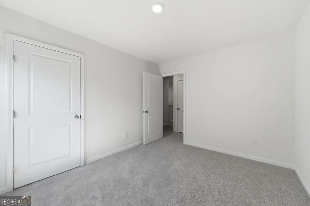 5 Draft ST Rossville, GA 30741