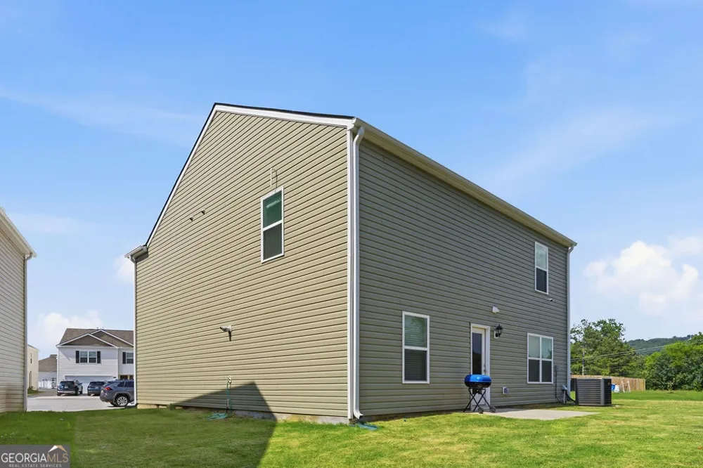 5 Draft ST Rossville, GA 30741